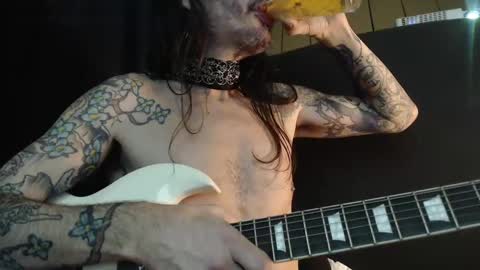 Bailey online show from 21, 12, 2024