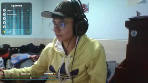 Snapshot of bal3n chatting on 9, 3, 2025 Bal3n online show from 9, 3, 2025