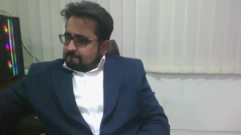 Ballbusting Slave online show from 10, 12, 2024