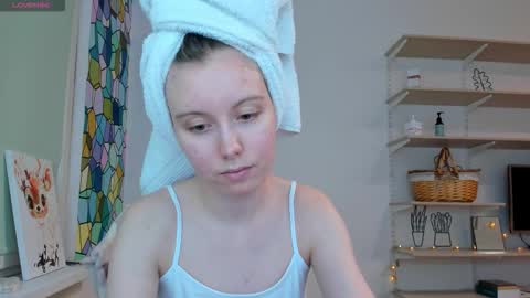 Kira online show from 15, 12, 2025