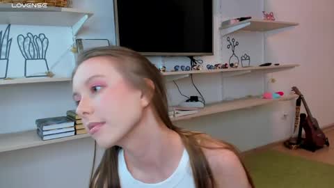 Kira online show from 13, 3, 2026