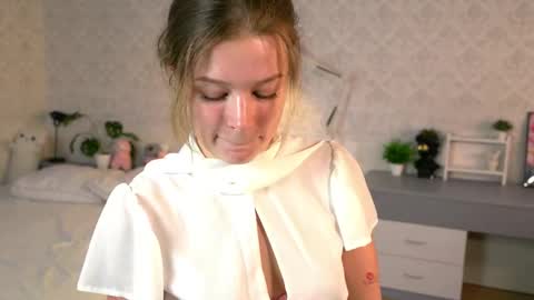 Mila online show from 7, 6, 2026