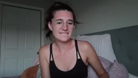 bambifarrina online show from 7, 6, 2026