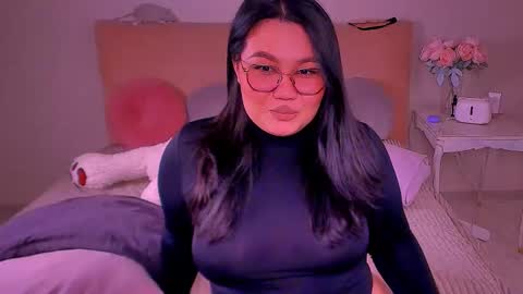 Barbie Kim online show from 9, 3, 2025