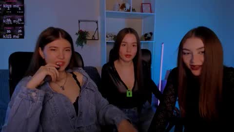 Snapshot of barbara_crazy chatting on 10, 10, 2025 barbara_crazy online show from 10, 10, 2025