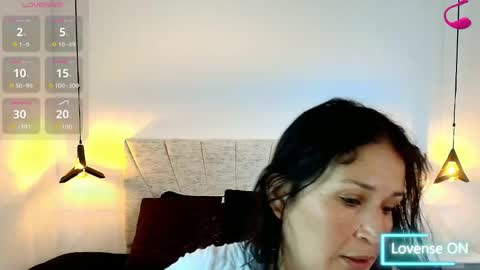 Snapshot of barbara_fox__ chatting on 29, 5, 2026 B A R B A R A online show from 29, 5, 2026