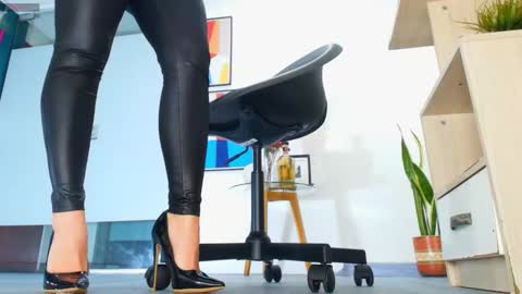 Barbara online show from 15, 11, 2025