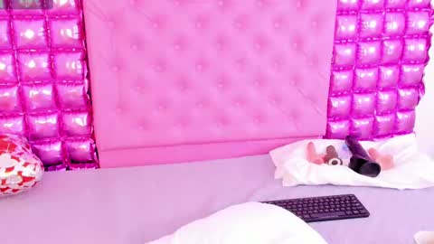Snapshot of barbarahills_21 chatting on 14, 2, 2025 Barbie Hills online show from 14, 2, 2025