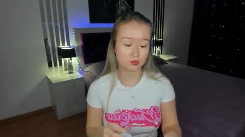 Snapshot of barbaramiles chatting on 30, 11, 2025 Barbara online show from 30, 11, 2025