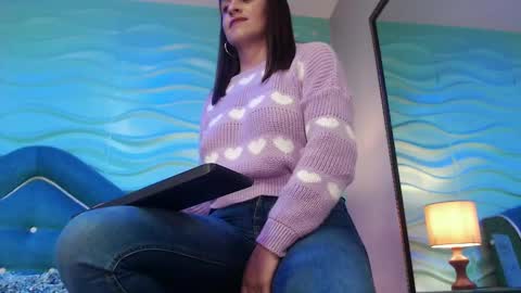 Snapshot of barbaratyleer chatting on 9, 1, 2025 BARBARA online show from 9, 1, 2025