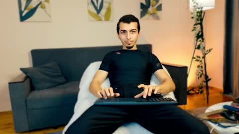 Snapshot of barbarboss chatting on 30, 11, 2025 John online show from 30, 11, 2025