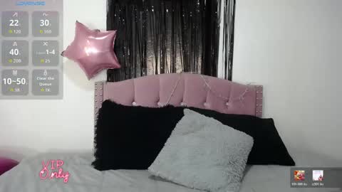 Snapshot of barbie_pym chatting on 25, 4, 2026 Sofia P online show from 25, 4, 2026