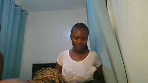 queen online show from 27, 3, 2026