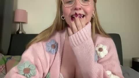 barbiegirl966 online show from 7, 2, 2025