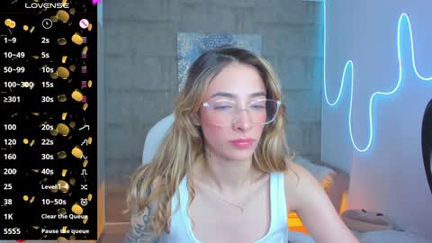 Snapshot of barbiie_scoth chatting on 8, 1, 2025 Barbie Scot online show from 8, 1, 2025