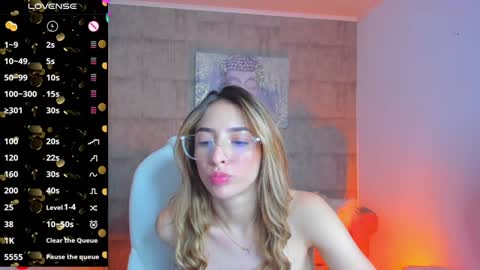 Snapshot of barbiie_scoth chatting on 1, 2, 2025 Barbie Scot online show from 1, 2, 2025