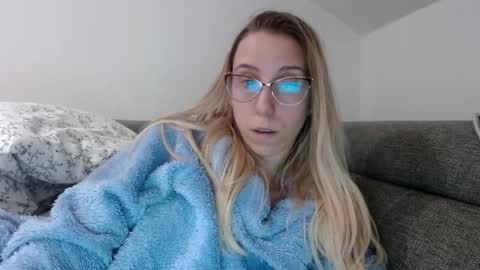 Lena online show from 23, 3, 2026