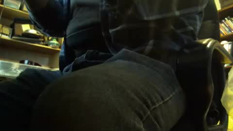 bartender3127 online show from 8, 1, 2025