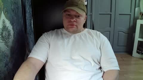 Snapshot of basi_look chatting on 19, 2, 2025 basi_look online show from 19, 2, 2025