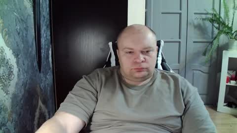 Snapshot of basi_look chatting on 24, 2, 2025 basi_look online show from 24, 2, 2025