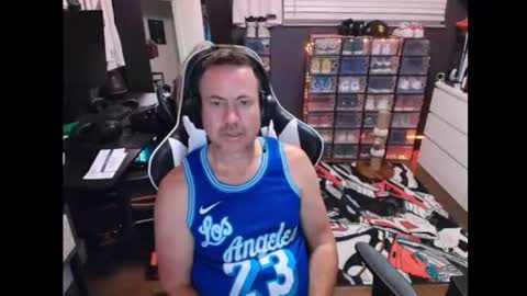 Snapshot of basketballjerseygang chatting on 17, 7, 2026 Jordan online show from 17, 7, 2026