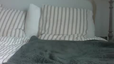 Snapshot of bass245 chatting on 15, 12, 2025 Bass245 online show from 15, 12, 2025