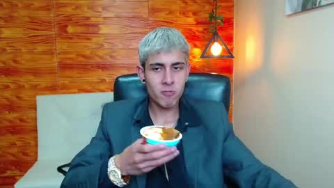 Bastian online show from 5, 1, 2025