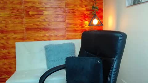 Bastian online show from 5, 1, 2025