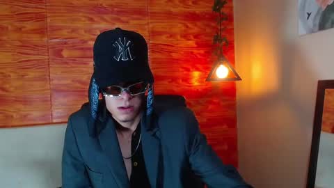 Bastian online show from 16, 2, 2025