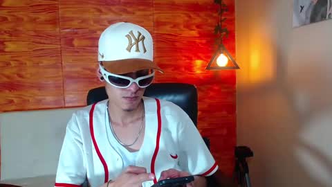 Bastian online show from 20, 2, 2025