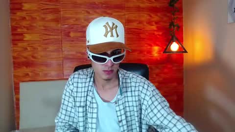 Bastian online show from 21, 2, 2025