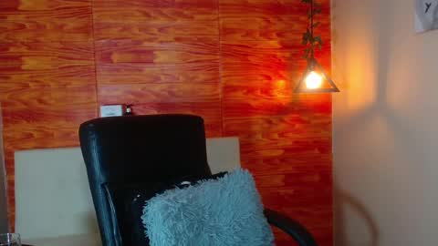 Bastian online show from 4, 3, 2025