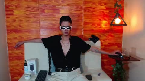 Bastian online show from 12, 3, 2025