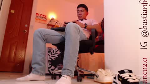 Snapshot of bastian_franco01 chatting on 2, 12, 2024 Bastian Independent Model online show from 2, 12, 2024