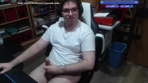 Snapshot of baterricky chatting on 27, 11, 2025 Ricky online show from 27, 11, 2025