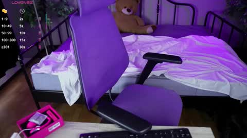 BAYONETTA DOLL  online show from 11, 11, 2025