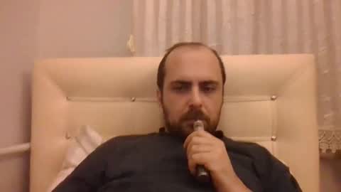 Snapshot of bayto chatting on 4, 1, 2025 bayto online show from 4, 1, 2025