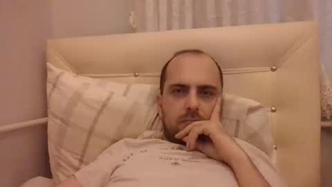 Snapshot of bayto chatting on 2, 2, 2025 bayto online show from 2, 2, 2025