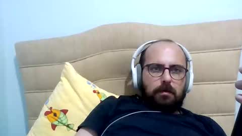 Snapshot of bayto chatting on 28, 9, 2025 bayto online show from 28, 9, 2025