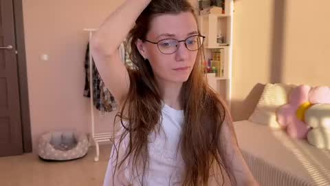 Snapshot of bb_lourels_ chatting on 23, 5, 2026 Lourel I will be here on and online show from 23, 5, 2026