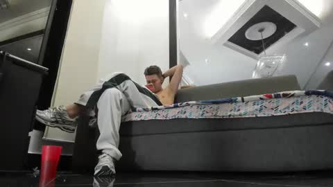 Snapshot of bbc_galvis chatting on 1, 10, 2025 bbc_galvis online show from 1, 10, 2025