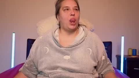 Love online show from 16, 11, 2025