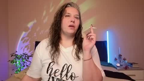 Love online show from 9, 4, 2026