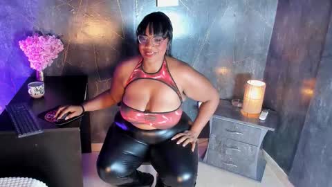 Snapshot of bbwlatina01 chatting on 17, 1, 2026 Bbwlatina01 online show from 17, 1, 2026