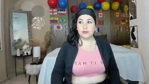 Snapshot of bbwluxurymuse chatting on 13, 6, 2026 bbwluxurymuse online show from 13, 6, 2026