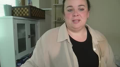 Snapshot of bbwsophiecooks chatting on 26, 5, 2026 Sophie BBW online show from 26, 5, 2026