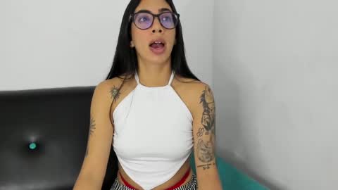 Snapshot of bdanevil chatting on 10, 12, 2024 daniela villamizar online show from 10, 12, 2024