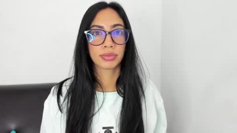 Snapshot of bdanevil chatting on 30, 12, 2024 daniela villamizar online show from 30, 12, 2024