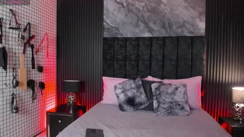 Danna  online show from 8, 2, 2026