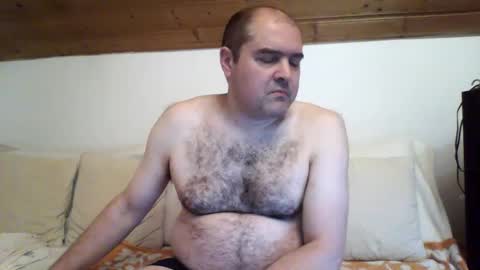 Snapshot of bear037 chatting on 26, 12, 2024 bear037 online show from 26, 12, 2024